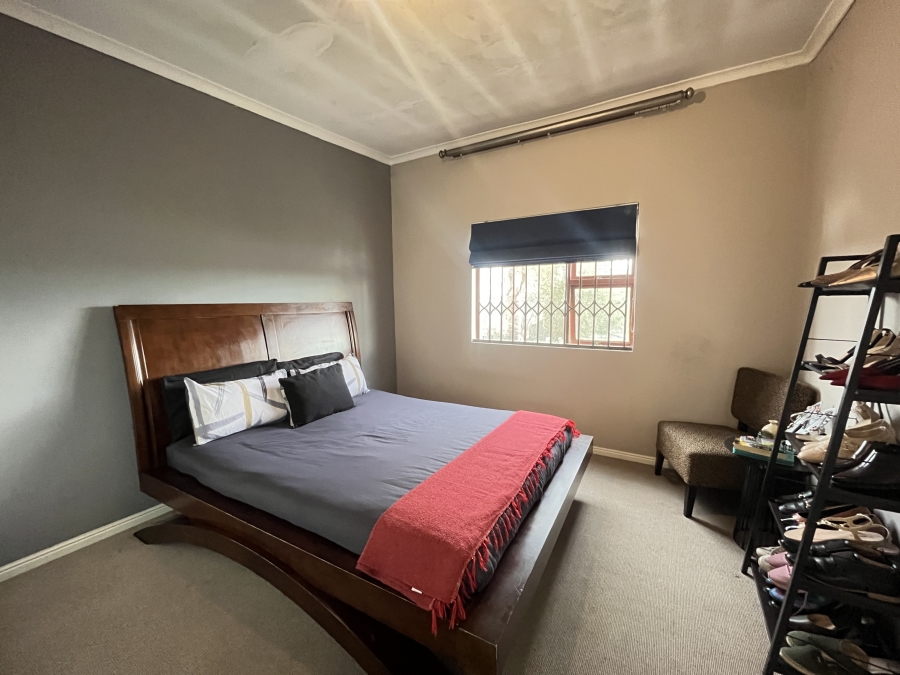 2 Bedroom Property for Sale in Parklands Western Cape